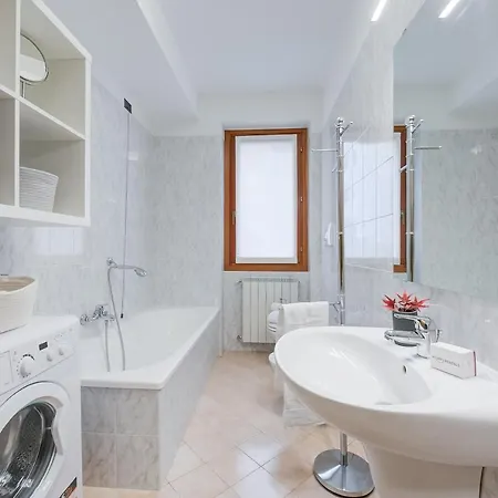 The Modern In - Happy.rentals