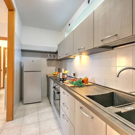 The Modern In - Happy.rentals Apartment