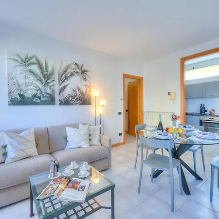 The Modern In - Happy.rentals Apartment Stresa